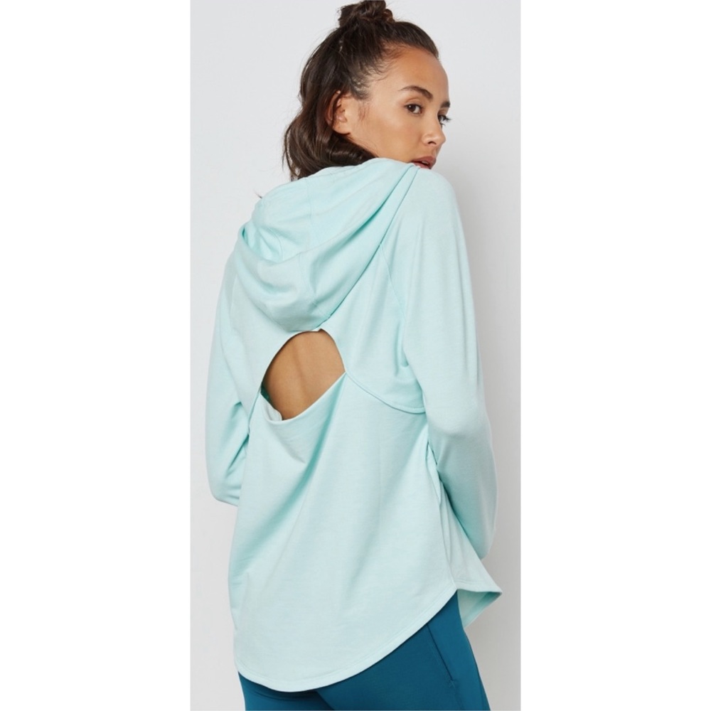 Under Armour Light Blue Featherweight Fleece Oversized Keyhole Hoodie Womens M